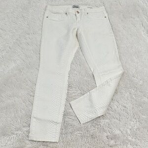 👒 Seven7 Textured Low Rise Skinny Jeans